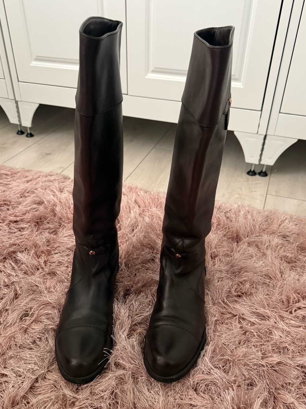 Louis Vuitton Classic Tall Brown calf Leather Boots 40
